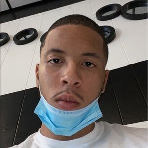 Meet your Posher, Money